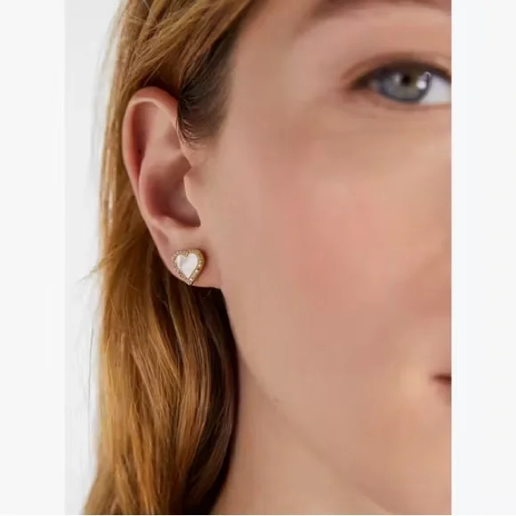⭐️NEW Kate Spade Gold Heart Earrings - Picture 3 of 7